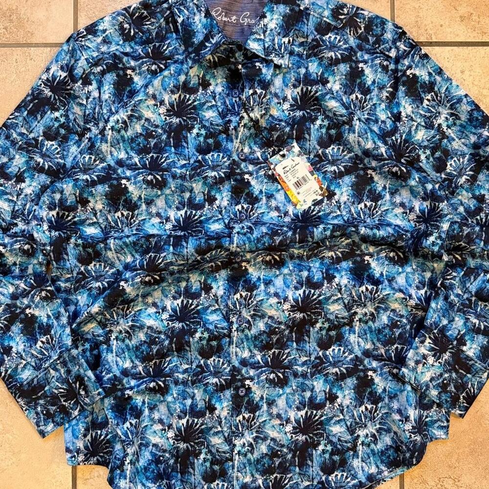 NWT Robert Graham Button Up Shirt - Size XL